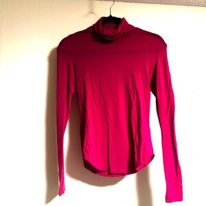 Aritizia Babaton Deep Red/Fuchsia Mockneck Long Sleeve Top